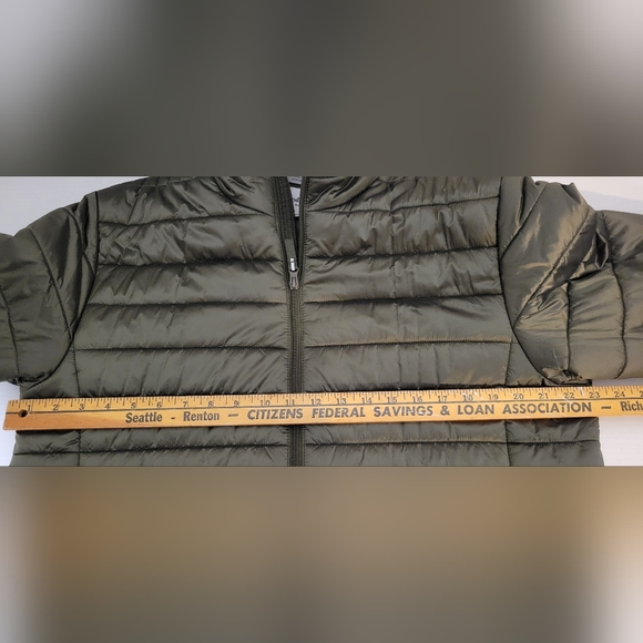 Goodfella Men's Olive Puffer Jacket - Picture 7 of 10